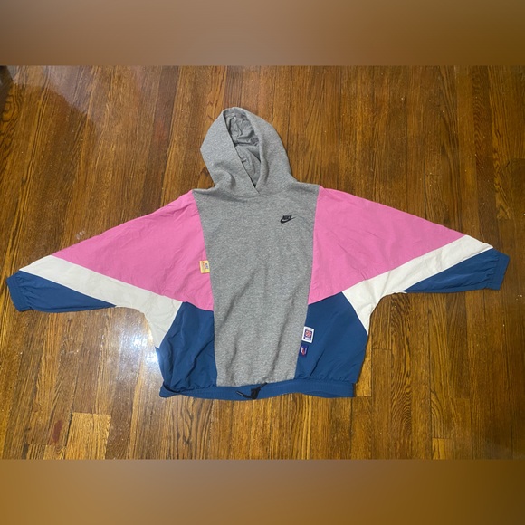 Nike windbreaker hoodie - Picture 1 of 5